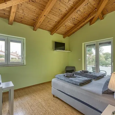 Family Friendly House With A Swimming Pool Antonci, - 24239