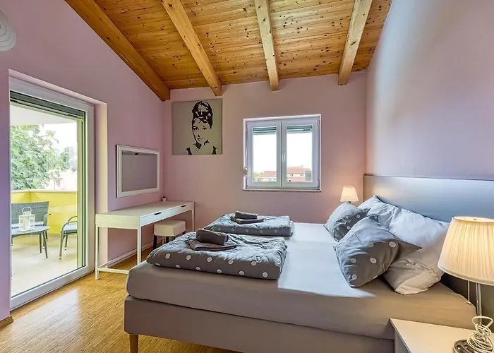 Family Friendly House With A Swimming Pool Antonci, - 24239 *