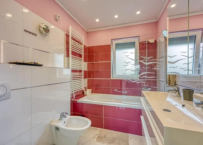 Family Friendly House With A Swimming Pool Antonci, - 24239 Дом отдыха