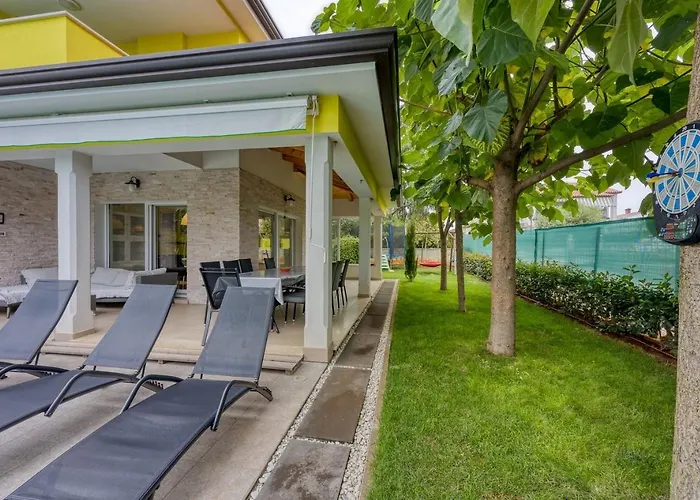 Family Friendly House With A Swimming Pool Antonci, - 24239 Пореч