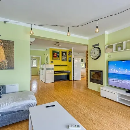בית נופש Family Friendly House With A Swimming Pool Antonci, - 24239